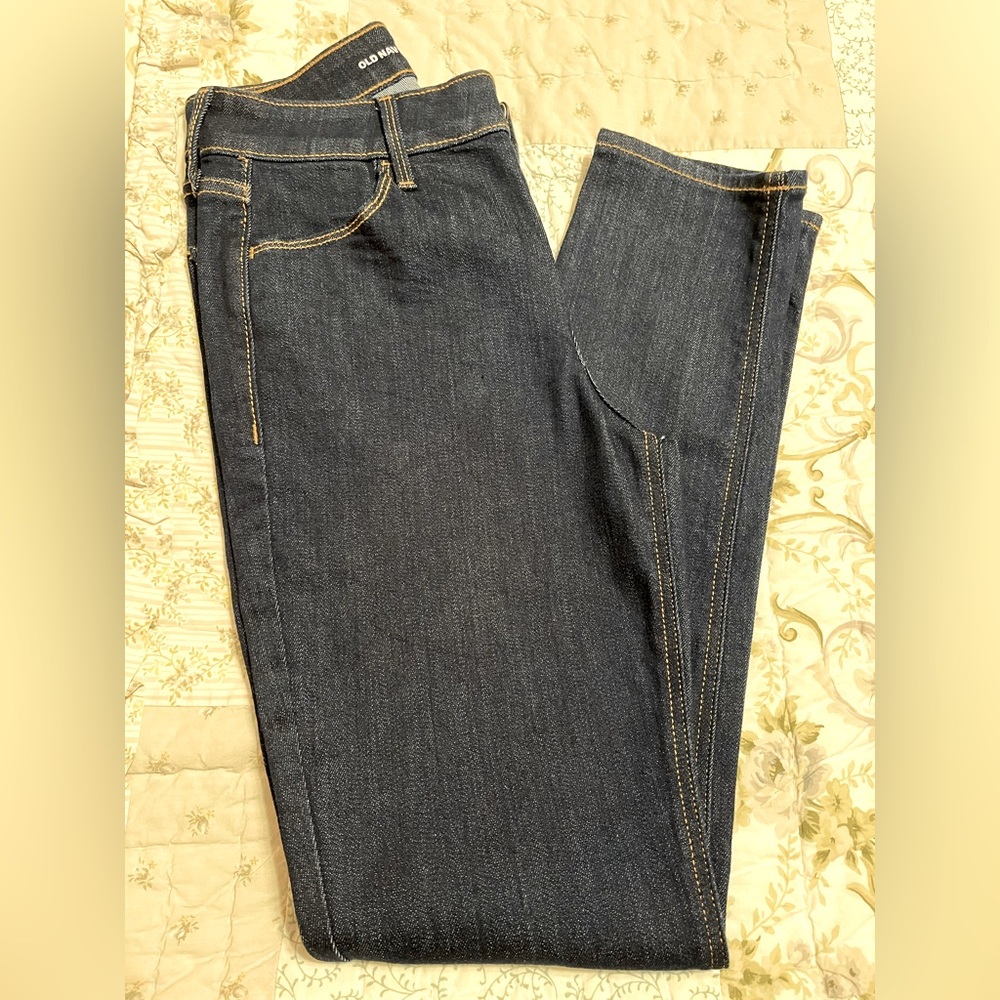 Womans Dark Wash Jeans High Rise Straight size 2 Petite